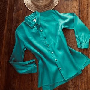 Vintage Linen button down long sleeve shirt